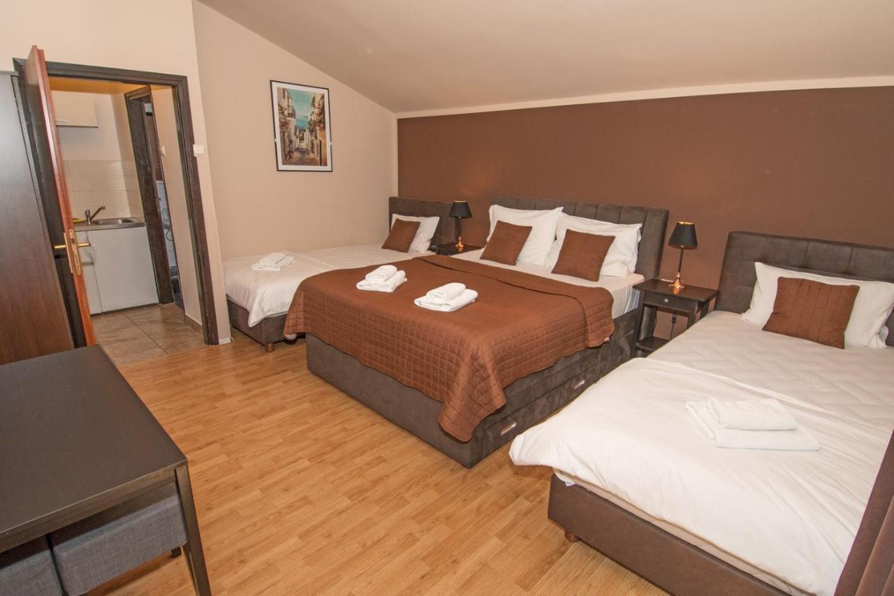 Bed and Breakfast Breakfast & Bed Anita Medolino Esterno foto