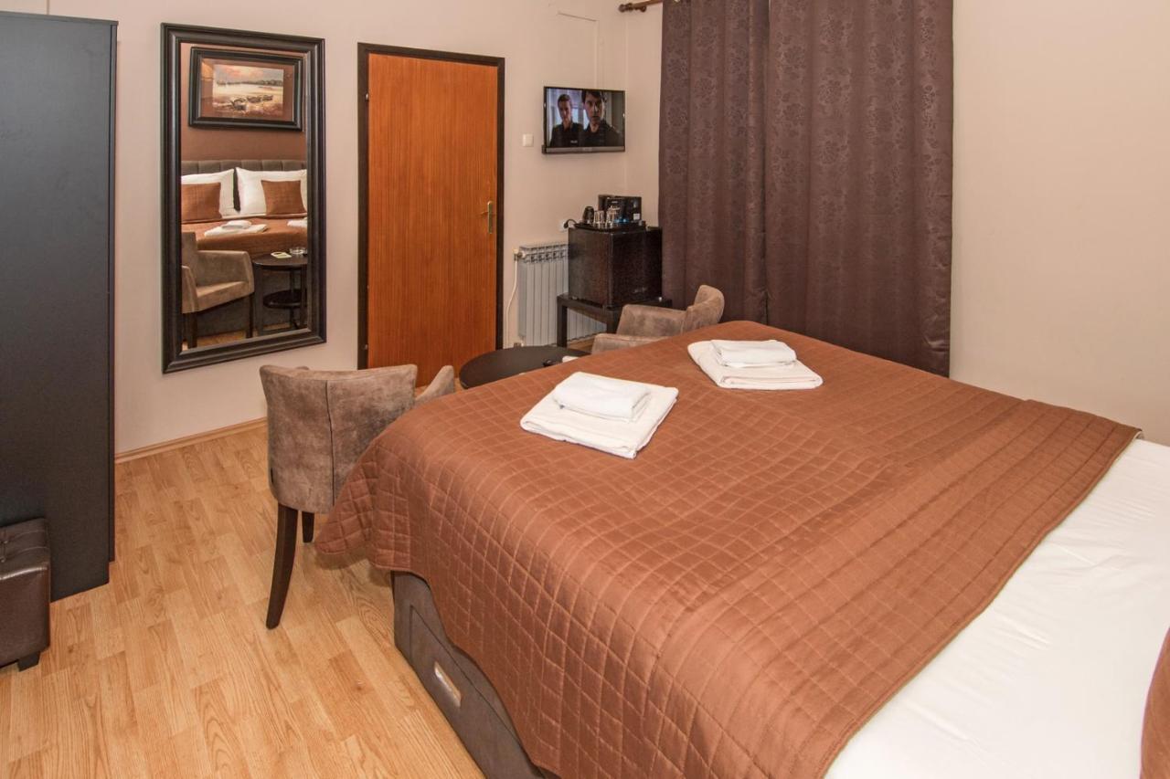 Bed and Breakfast Breakfast & Bed Anita Medolino Esterno foto