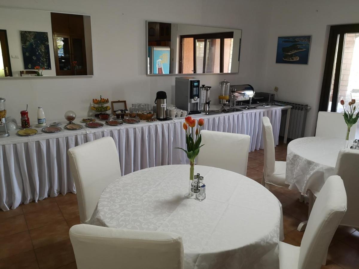 Bed and Breakfast Breakfast & Bed Anita Medolino Esterno foto